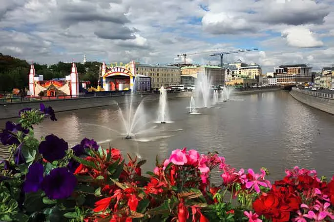 Куда поехать на выходные: варианты и бюджет